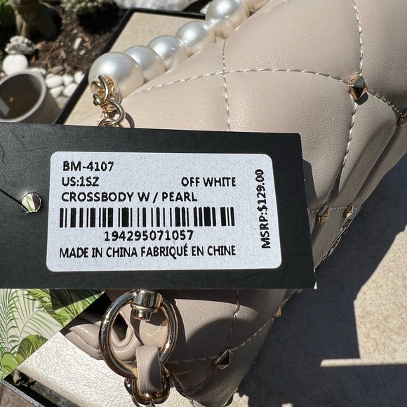 Badgley Mischka  NWT Taupe Vegan Leather Clutch Pearl Handle Purse (P002) - Picture 6 of 9